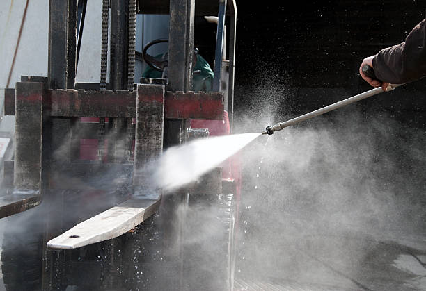 Best Roof Washing  in The Hills, TX